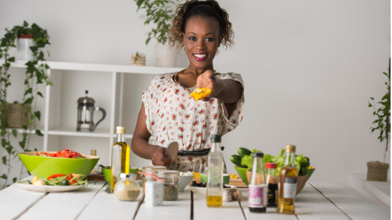 The Pros and Cons of Commercial Weight Loss Programs The Pros and Cons of Commercial Weight Loss Programs
